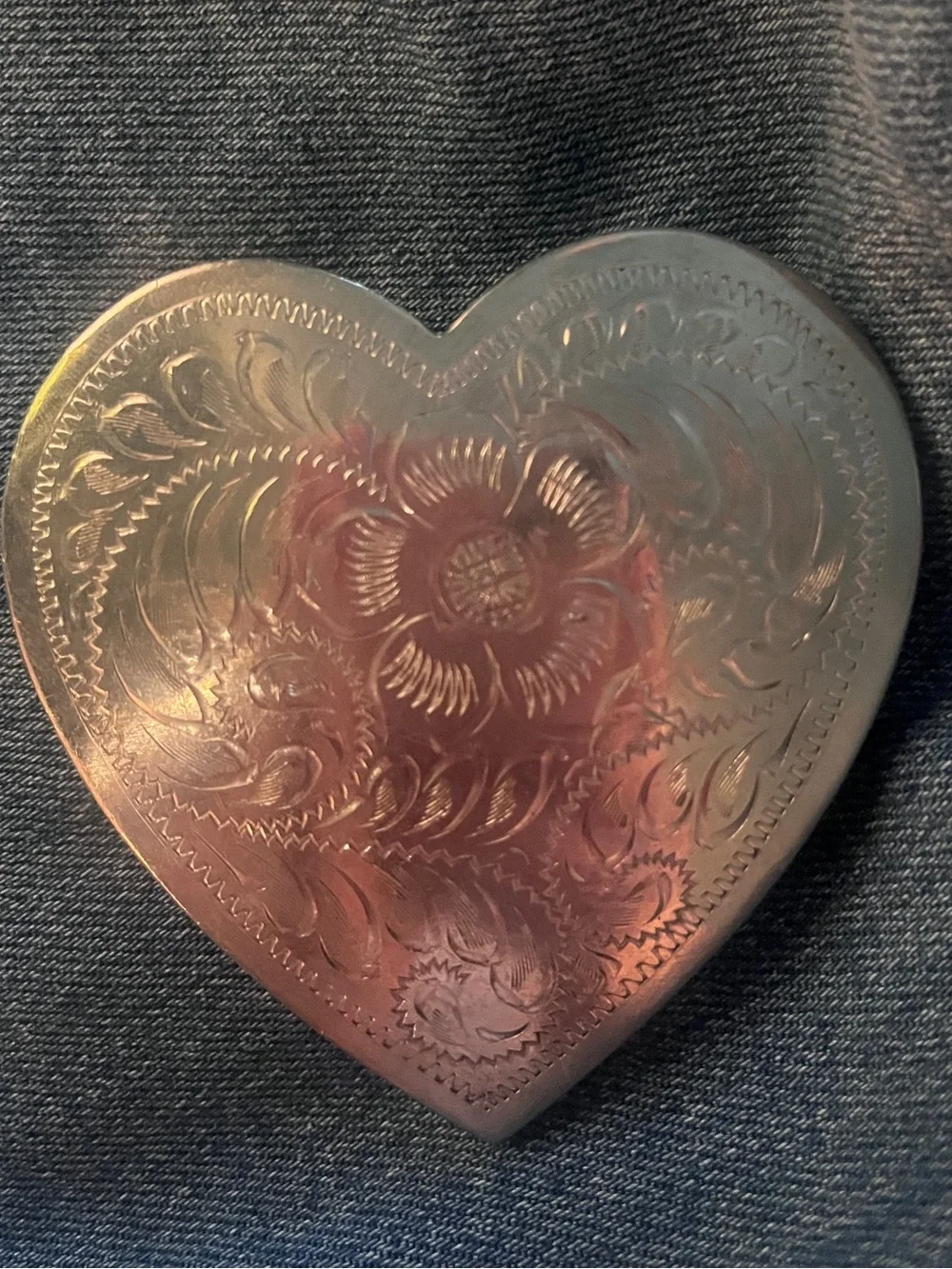 N/A vintage heart